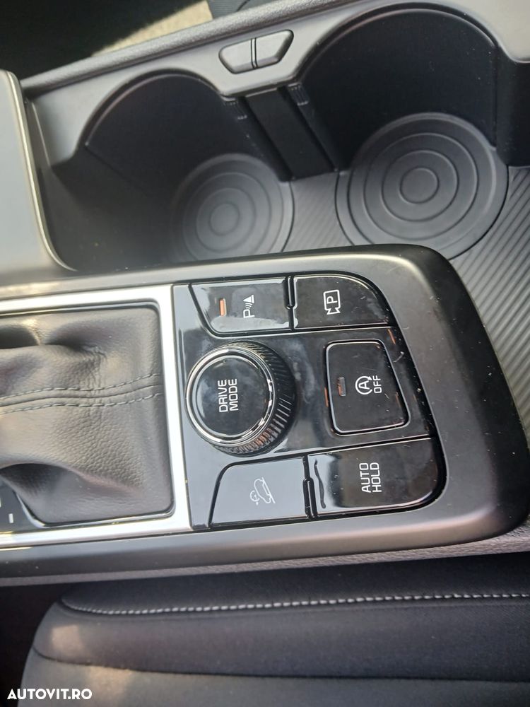 Kia Sportage 1.6 T-GDI HEV 6AT 4x2 Style - 20