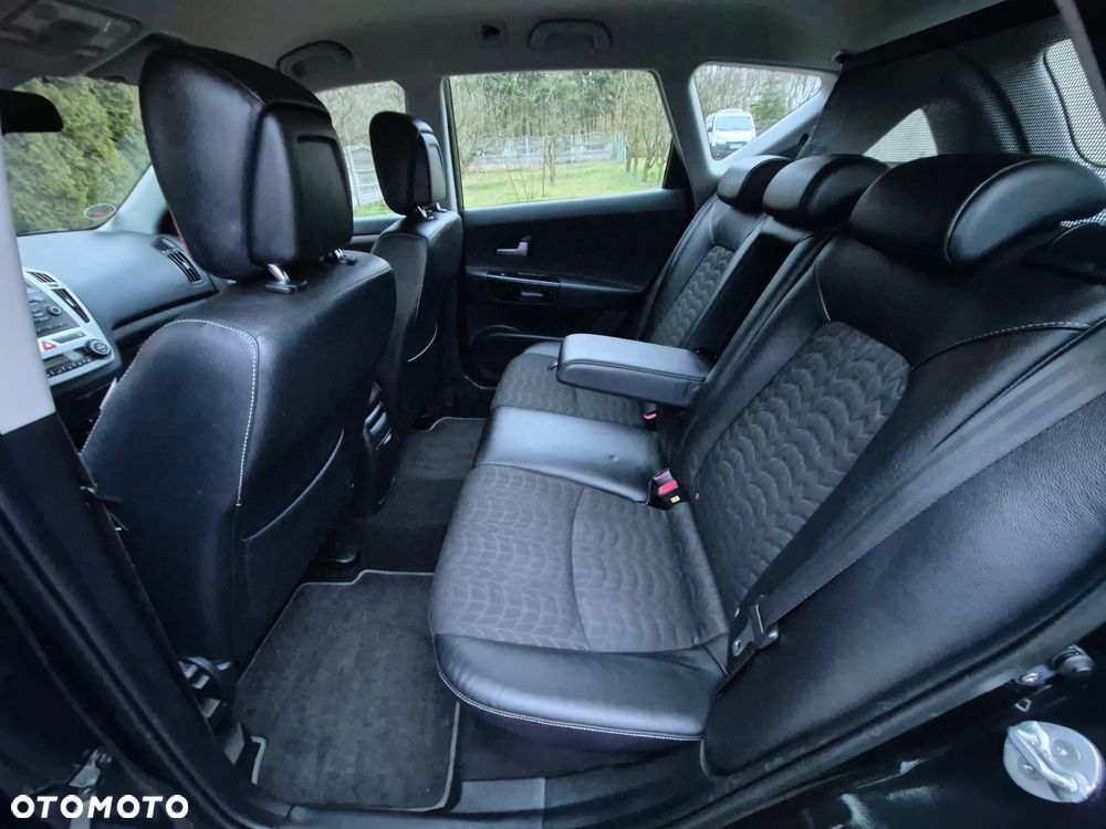 Kia Ceed 2.0 CVVT Spirit - 34