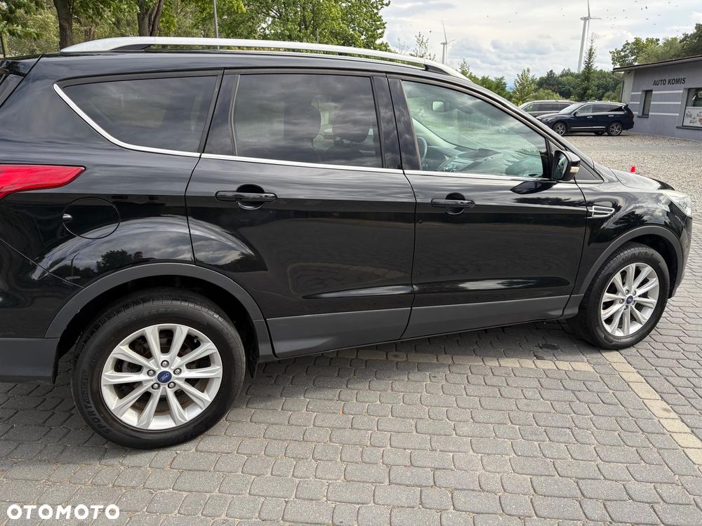 Ford Kuga 1.5 EcoBoost 2x4 Titanium - 6