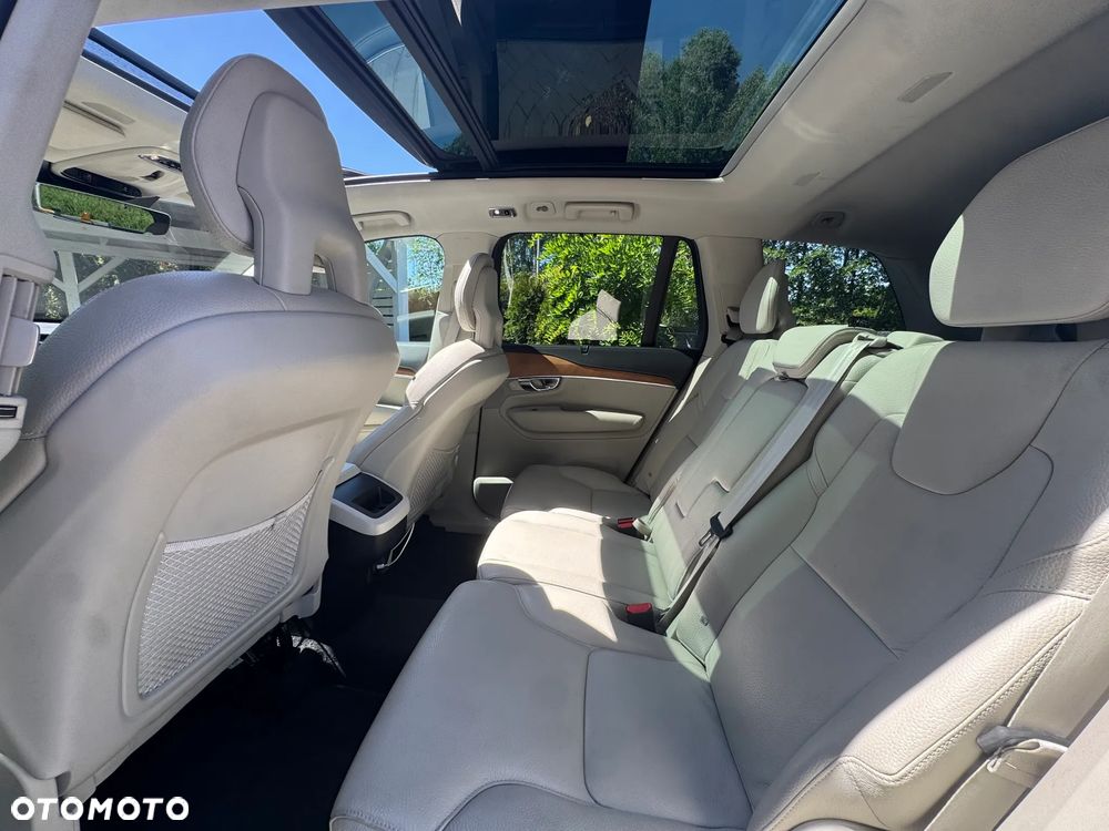 Volvo XC 90 B5 D AWD Inscription - 12