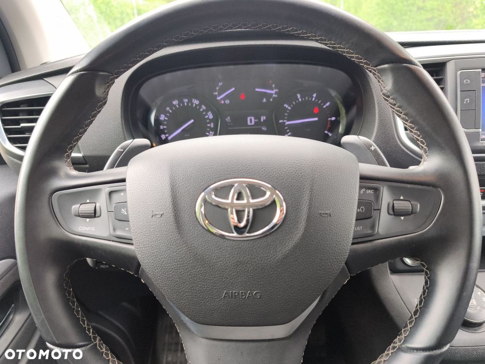 Toyota Proace Verso - 17