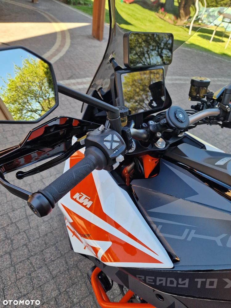 KTM Super Duke - 26