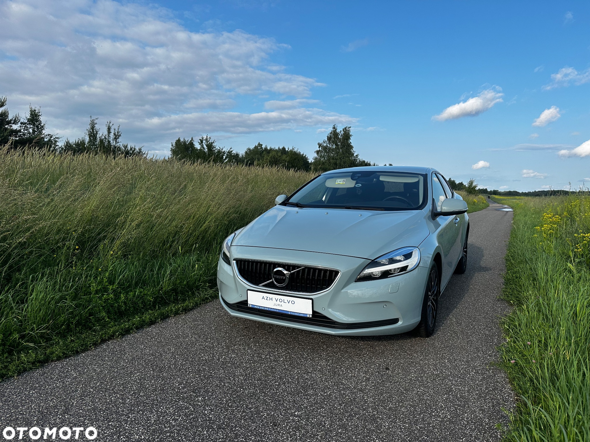 Volvo V40 D2 Drive-E Momentum - 4