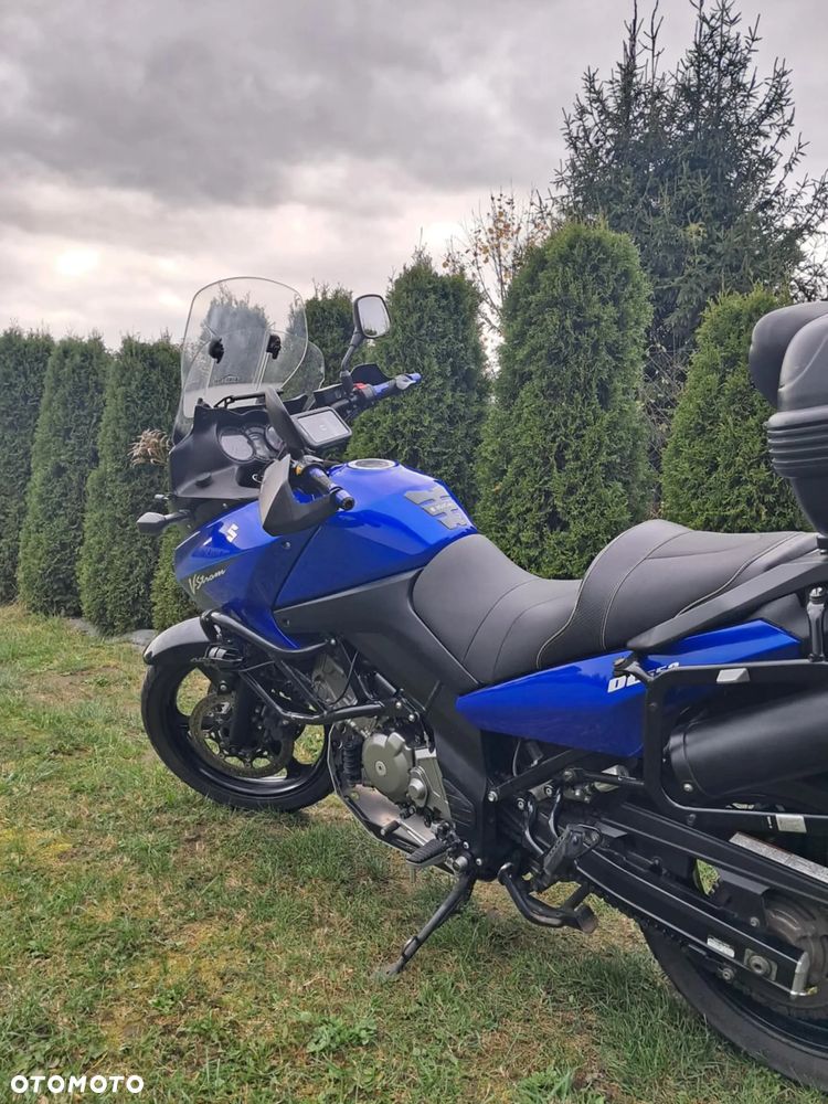 Suzuki V-STROM - 2