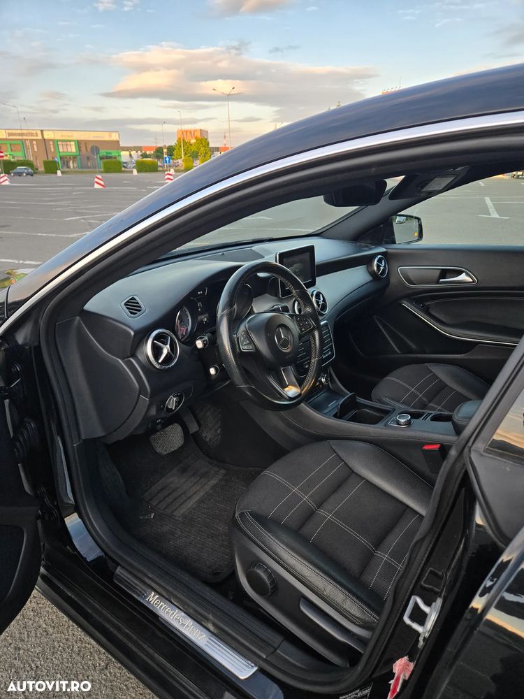 Mercedes-Benz CLA 220 - 6