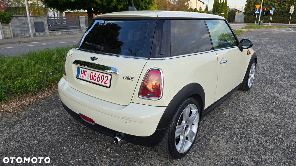 MINI ONE - 5