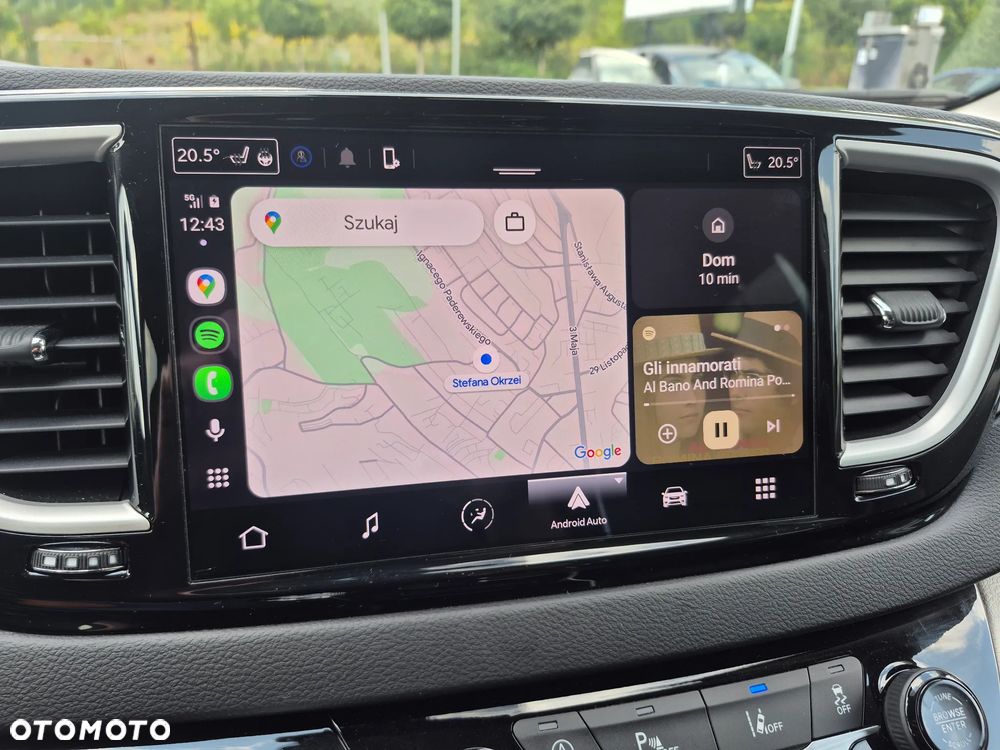 Chrysler Pacifica - 30