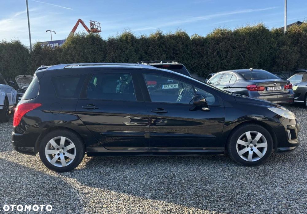 Peugeot 308 - 8