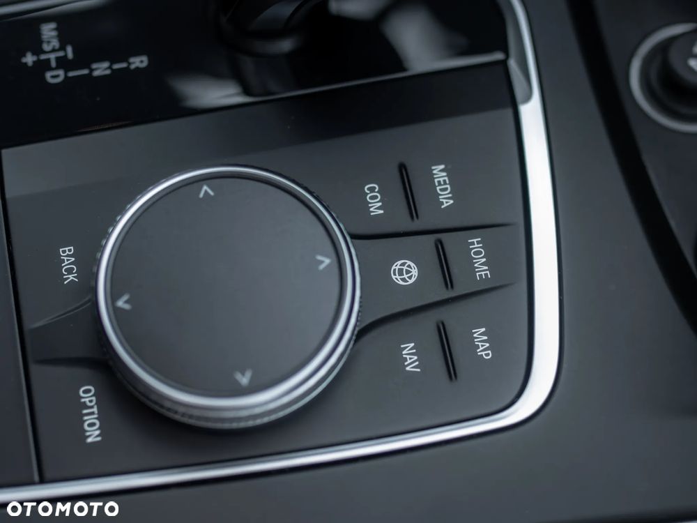 BMW Seria 1 118i ColorVision Edition - 30