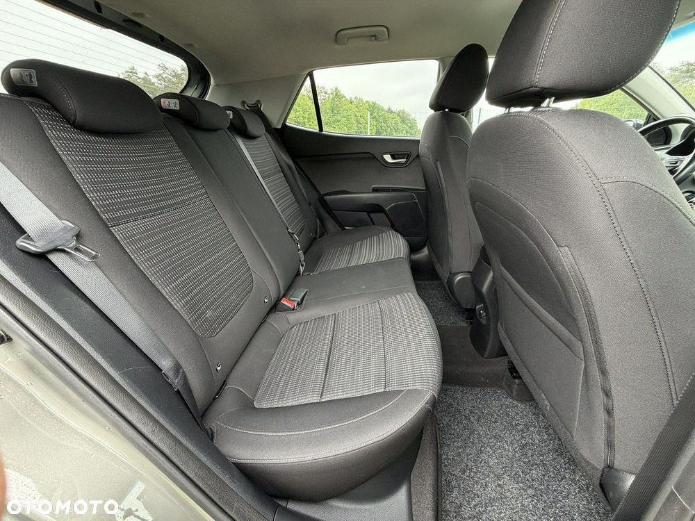 Kia Stonic - 12