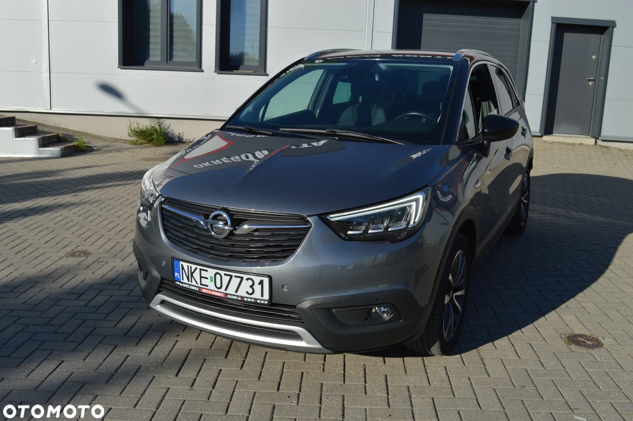 Opel Crossland X 1.2 T Design Line S&S - 3