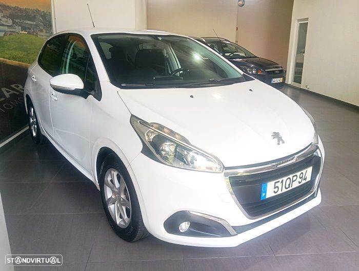 Peugeot 208 1.2 PureTech Style - 3