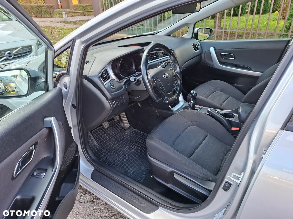 Kia Ceed Cee'd 1.6 CRDi M - 9