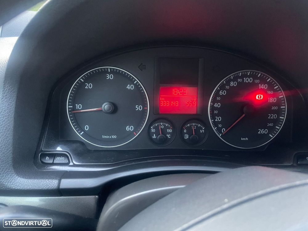 VW Golf 2.0 TDi Comfortline - 10