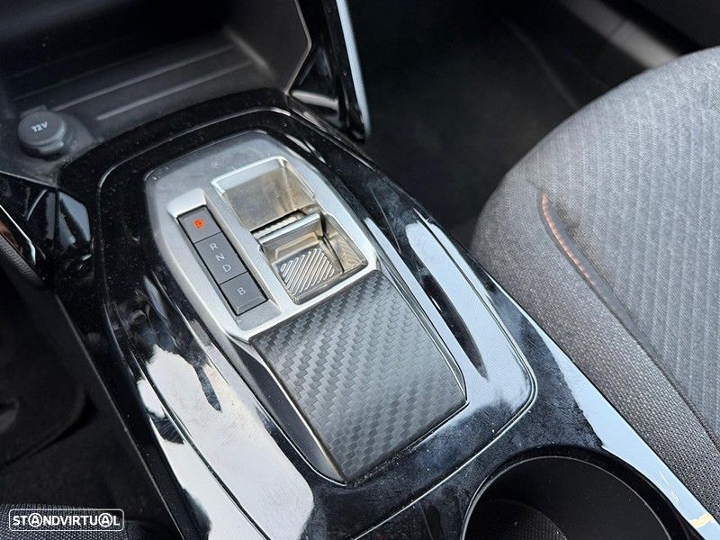 Peugeot e-2008 54 kWh Style - 14