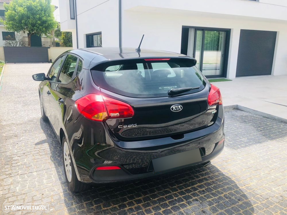 Kia Ceed 1.4 CRDi - 8