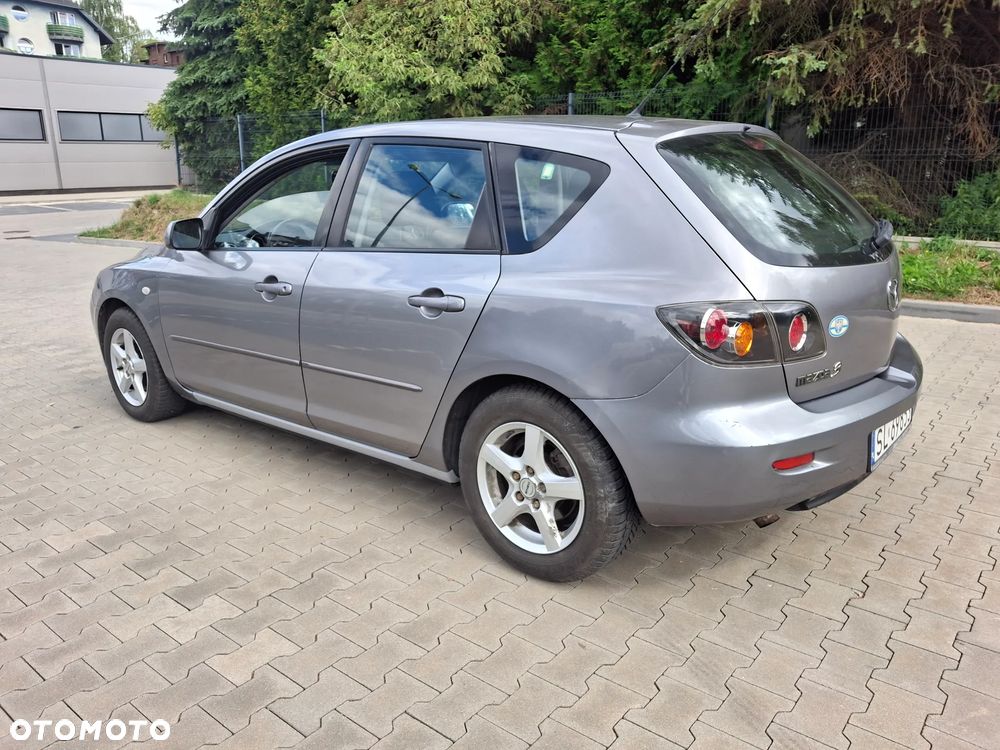 Mazda 3 - 4