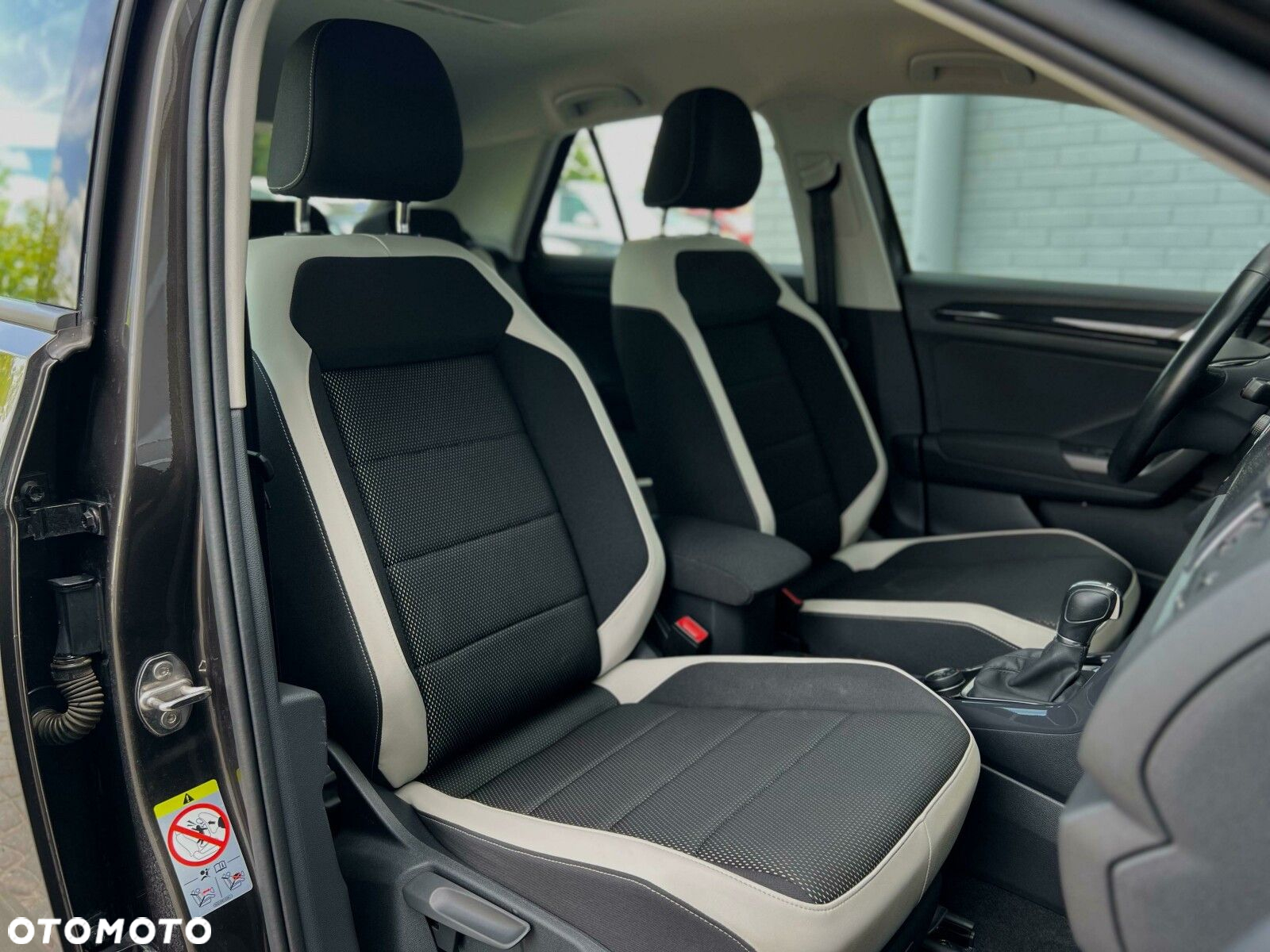 Volkswagen T-Roc 2.0 TSI 4Motion Premium DSG - 18