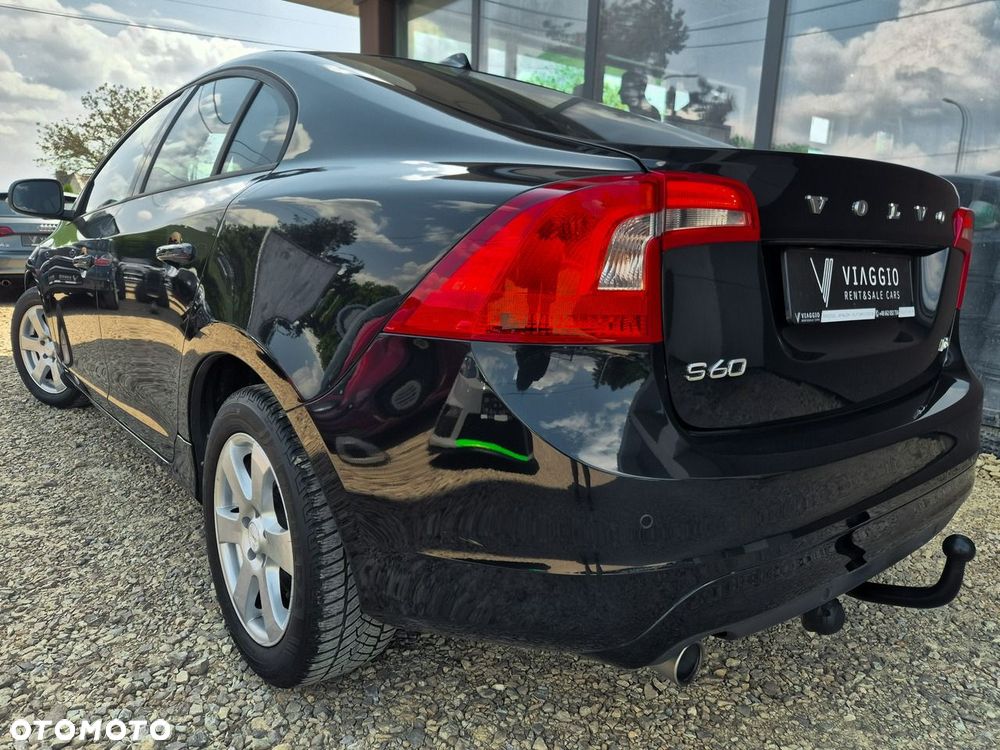 Volvo S60 D3 Momentum - 4