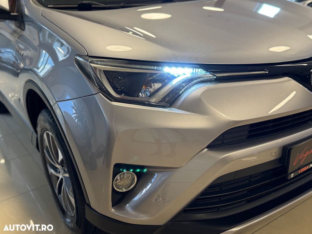 Toyota RAV4 2.5 VVT-iE 4x2 Dynamic - 32