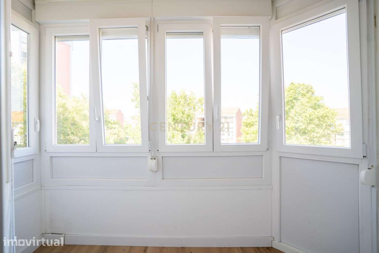 Apartamento T2 remodelado nos Olivais para arrendamento - Grande imagem: 5/22