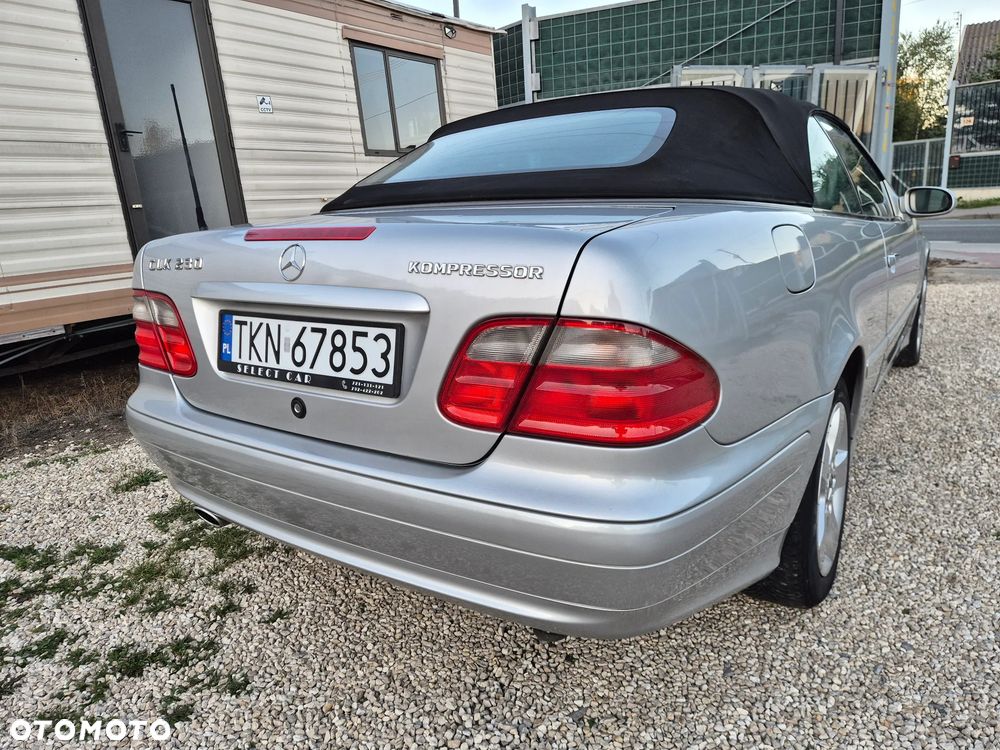 Mercedes-Benz CLK - 21