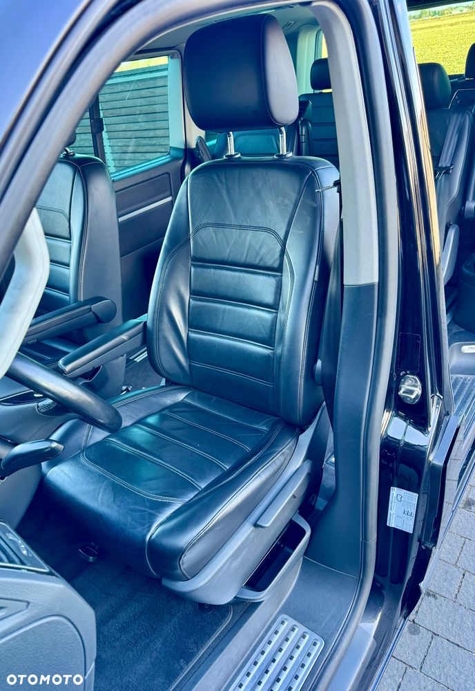 Volkswagen Multivan - 13