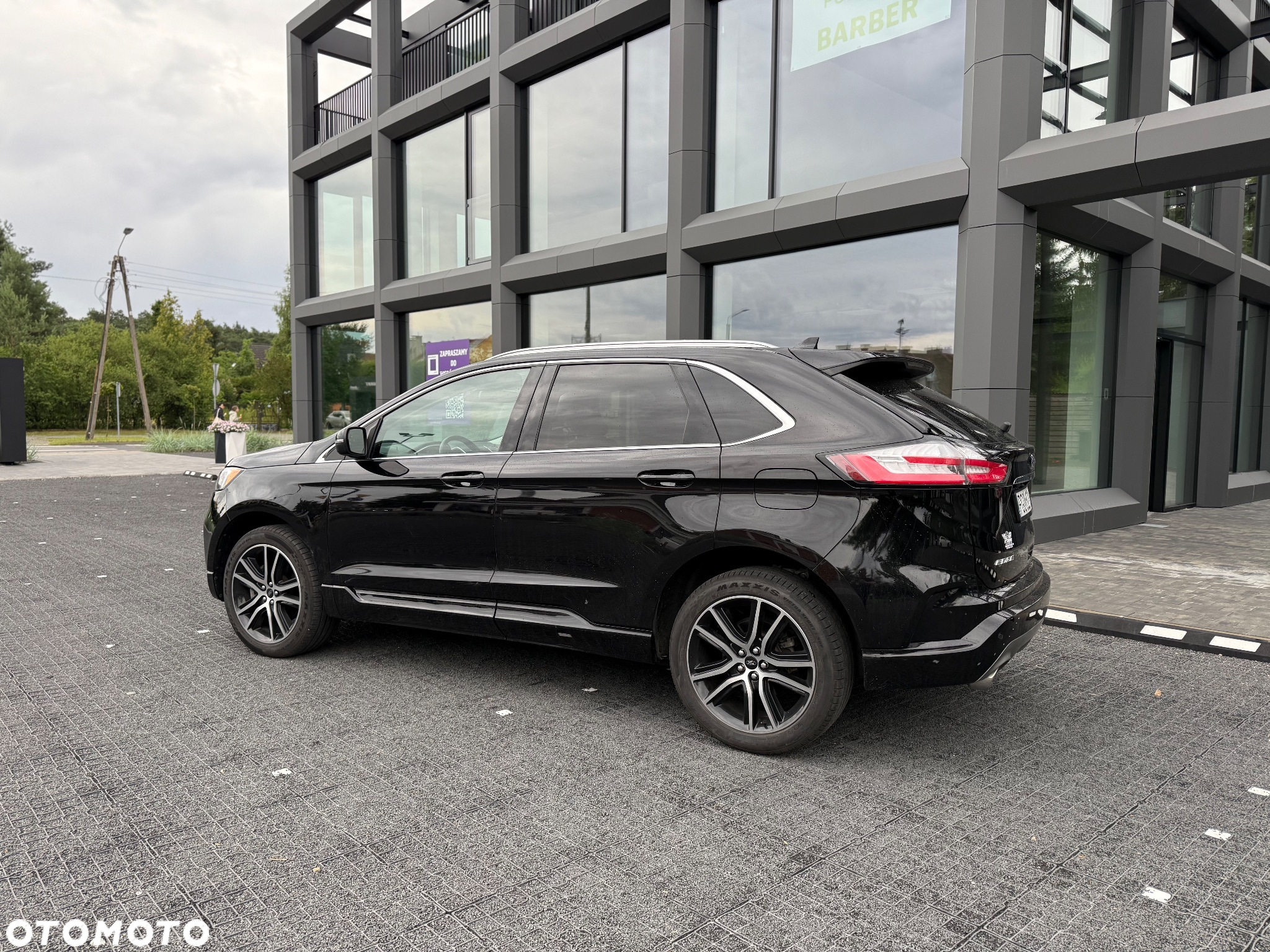 Ford Edge - 16