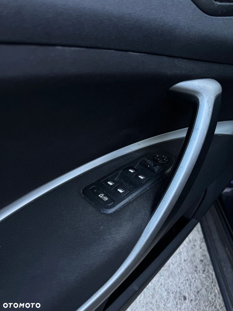 Citroën C5 1.6 HDi Attraction - 21