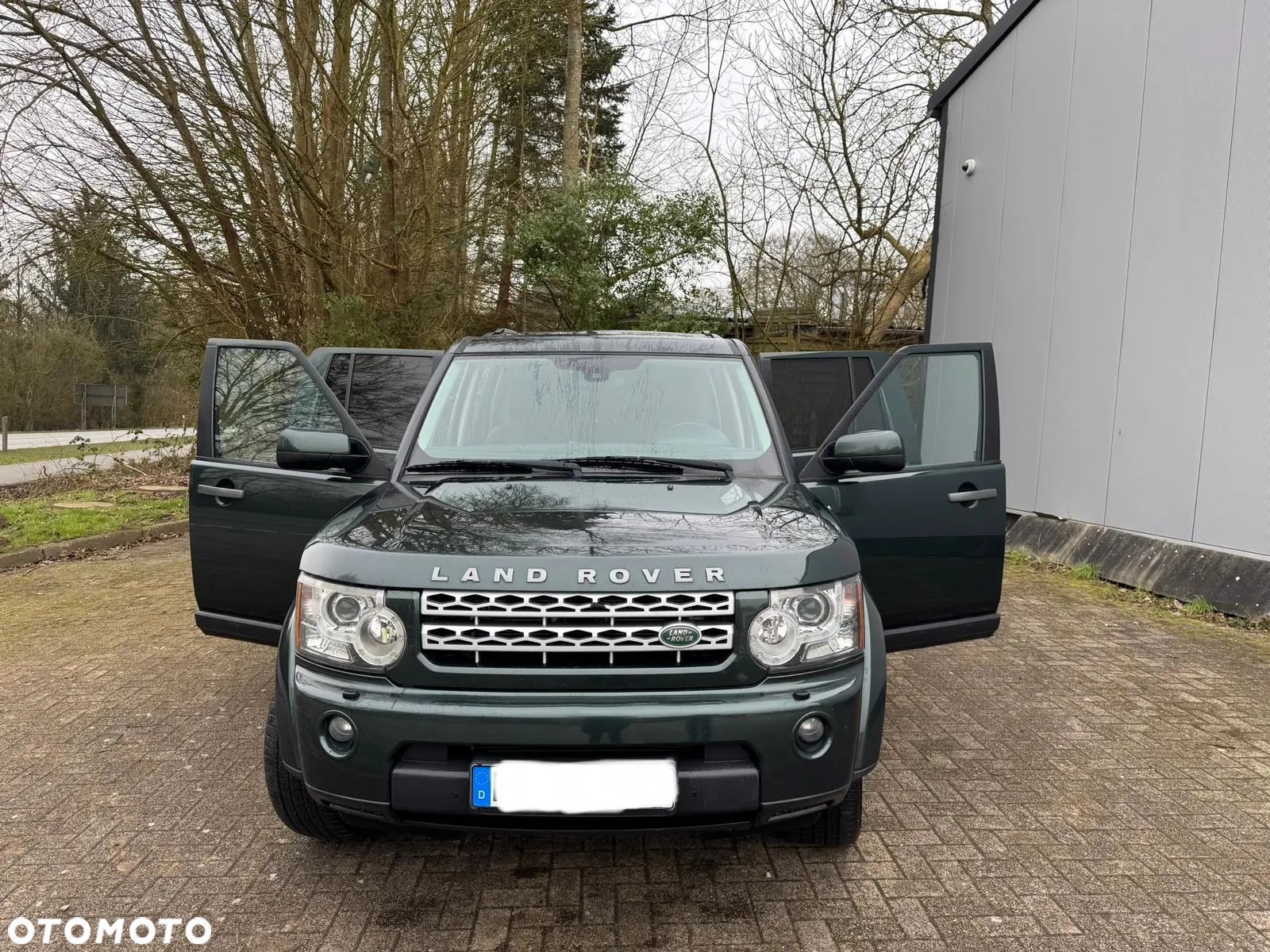 Land Rover Discovery IV 3.0D V6 HSE - 1