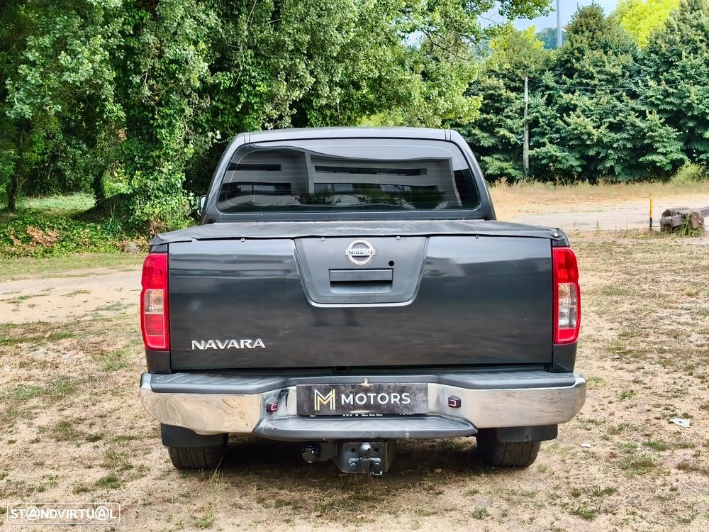 Nissan Navara 2.5 dCi CD LE - 25