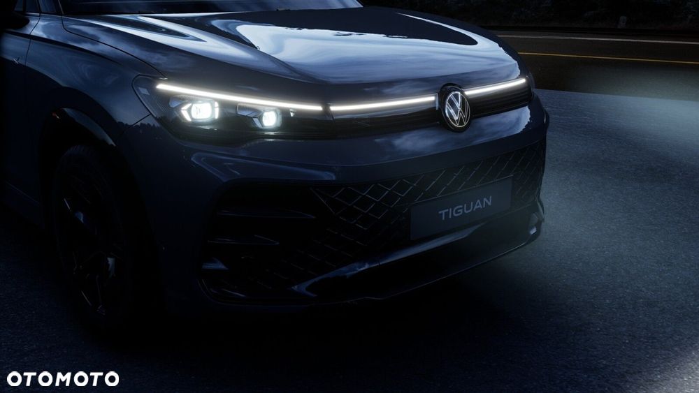 Volkswagen Tiguan - 12