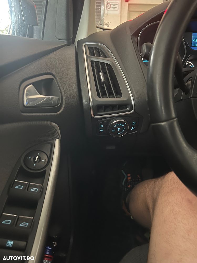 Ford Focus 1.6 TDCi DPF Start-Stopp-System Trend - 11