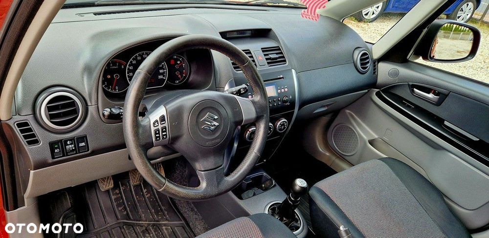 Suzuki SX4 - 26