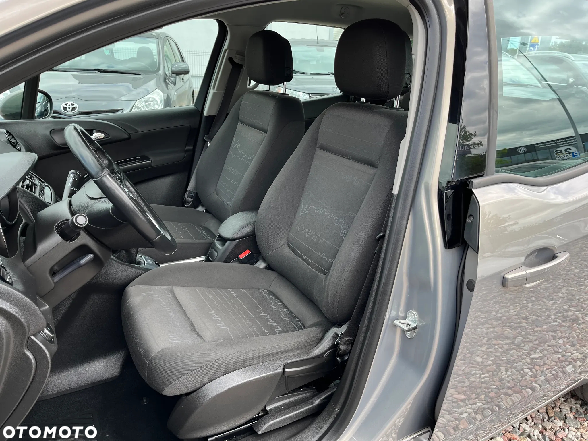 Opel Meriva - 15