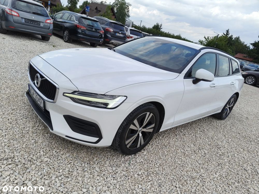 Volvo V60 B3 B Momentum - 36