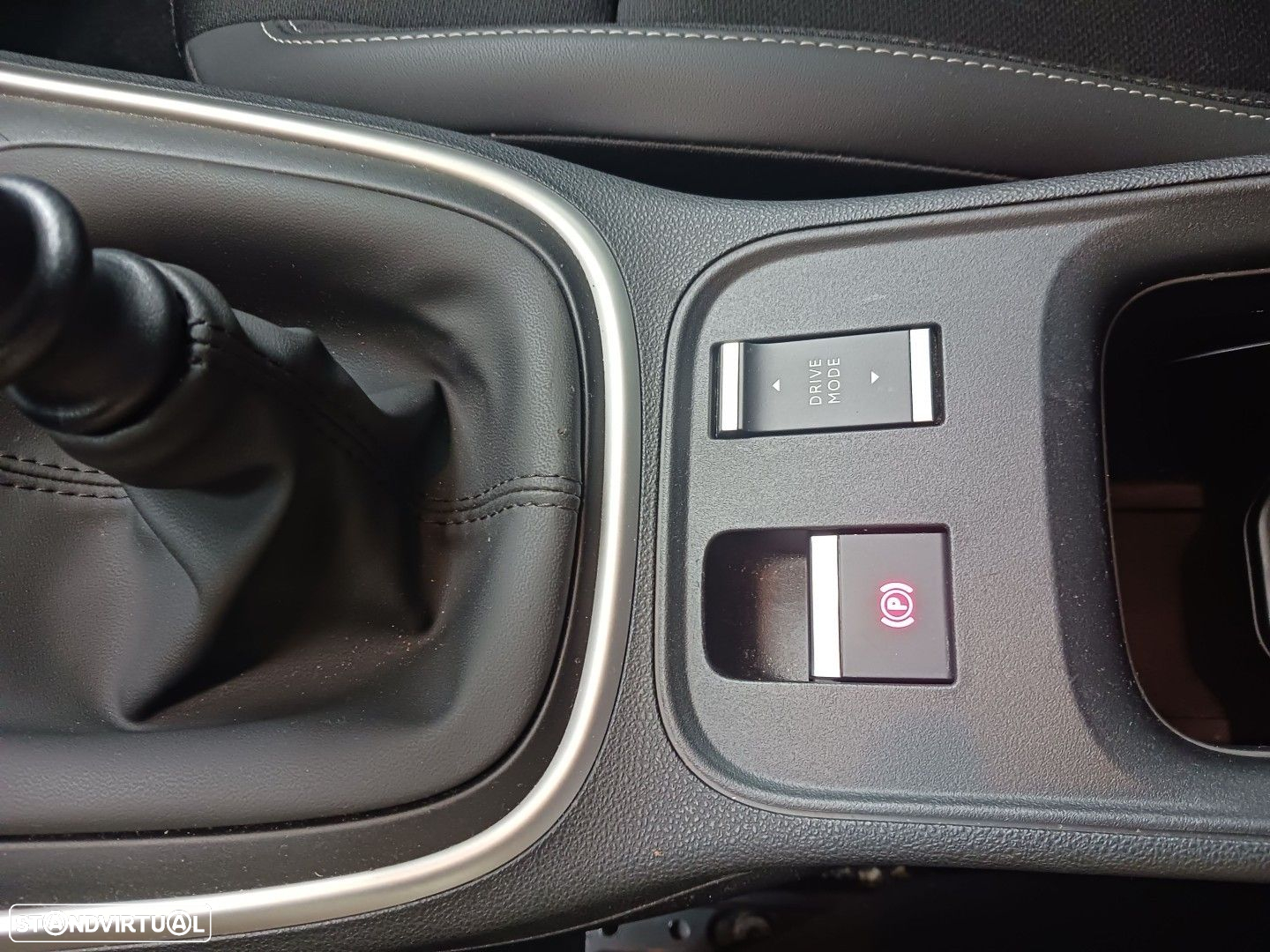 Jeep Avenger 1.2 GSE T3 Altitude - 21
