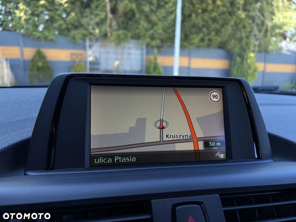 BMW Seria 1 118d Sport Line - 27