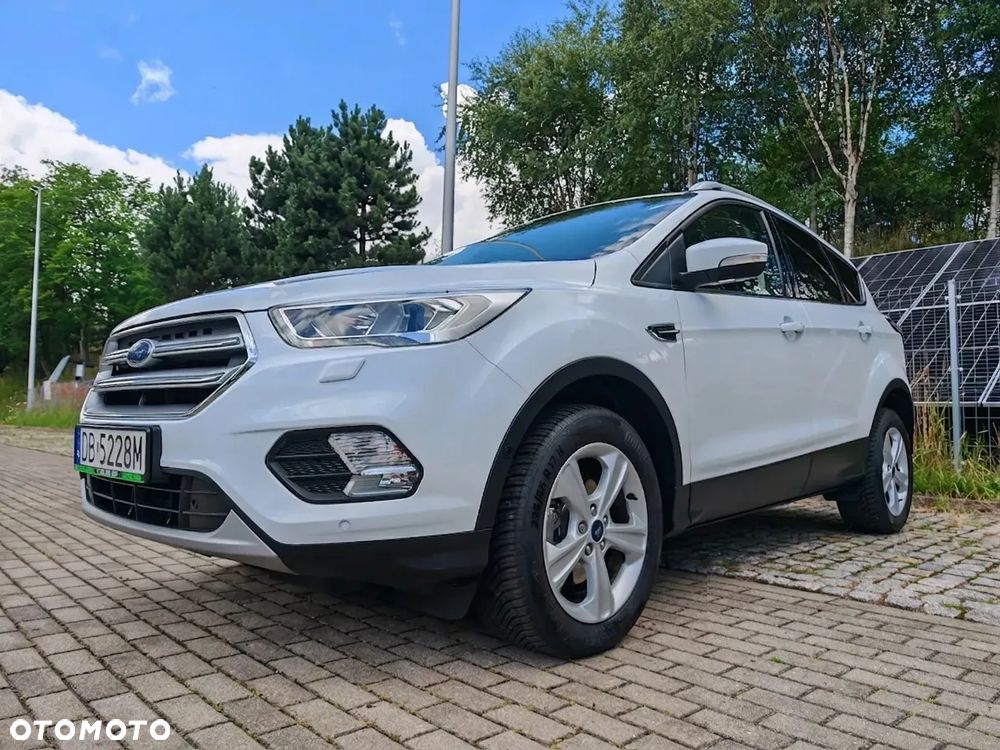 Ford Kuga 1.5 EcoBoost 2x4 Titanium - 12