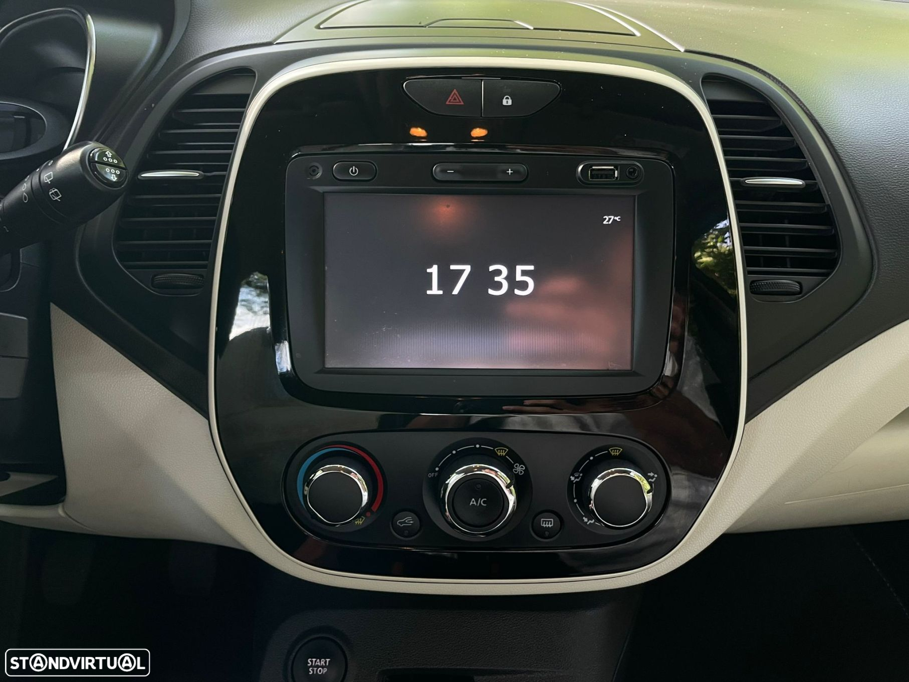 Renault Captur (ENERGY) TCe 90 INTENS - 15