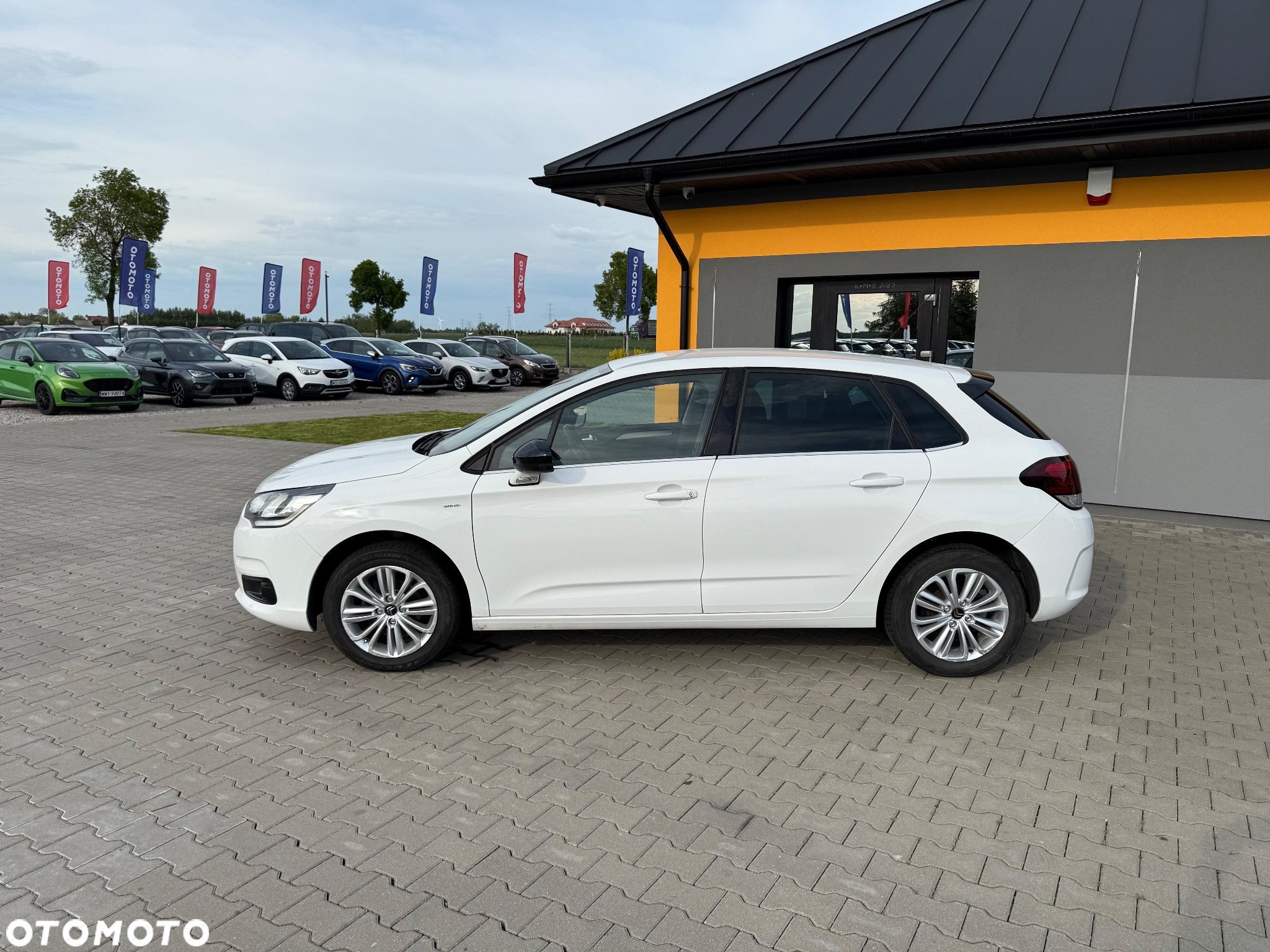 Citroën C4 e-HDi 115 Selection - 7