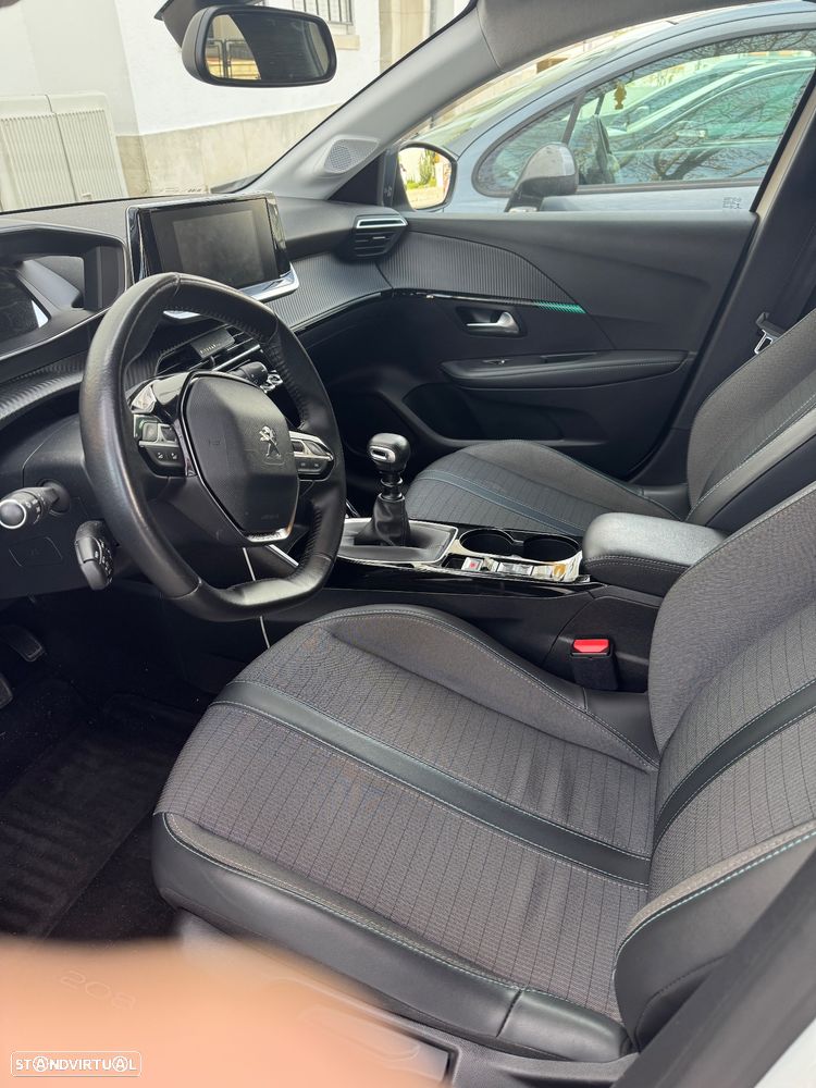 Peugeot 208 PureTech 100 Allure Pack - 3
