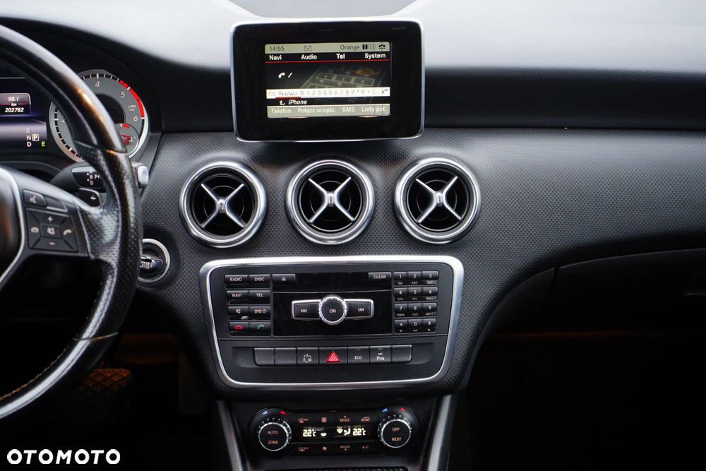 Mercedes-Benz Klasa A 200 CDI (BlueEFFICIENCY) 7G-DCT - 32