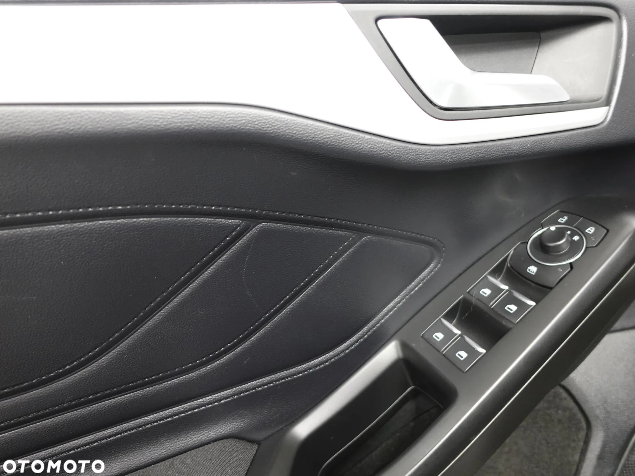 Ford Focus 1.0 EcoBoost mHEV Active - 20