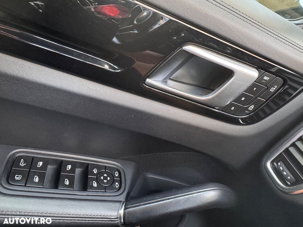 Porsche Cayenne Tiptronic S Platinum Edition - 19