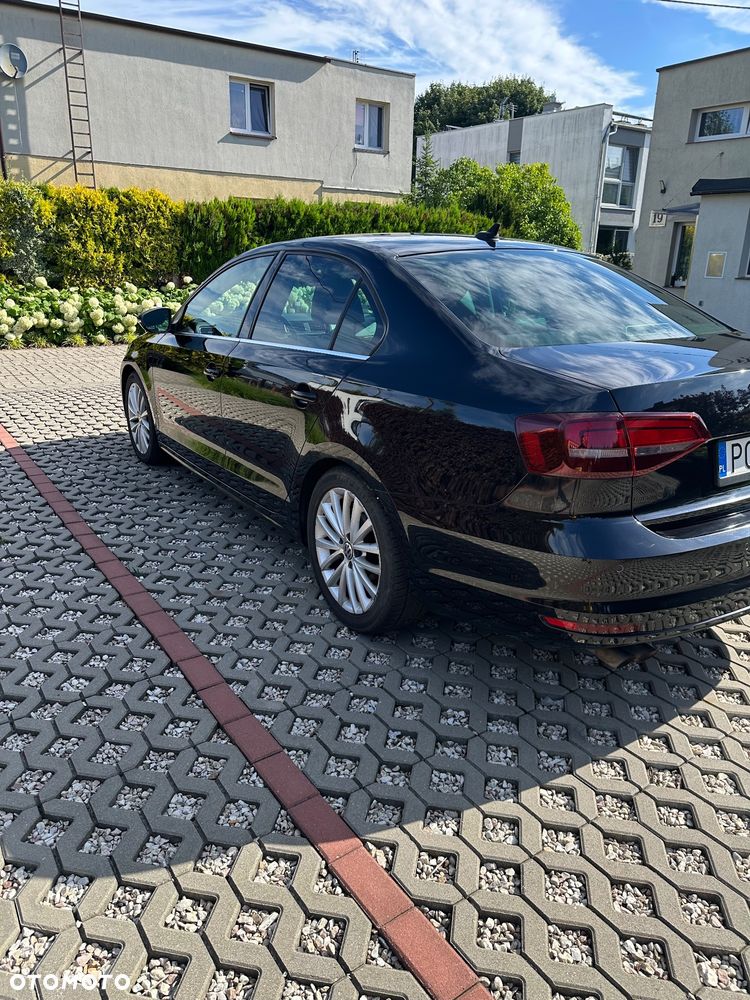 Volkswagen Jetta 1.4 TSI BMT Highline DSG - 8
