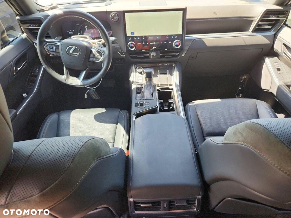 Lexus GX - 9