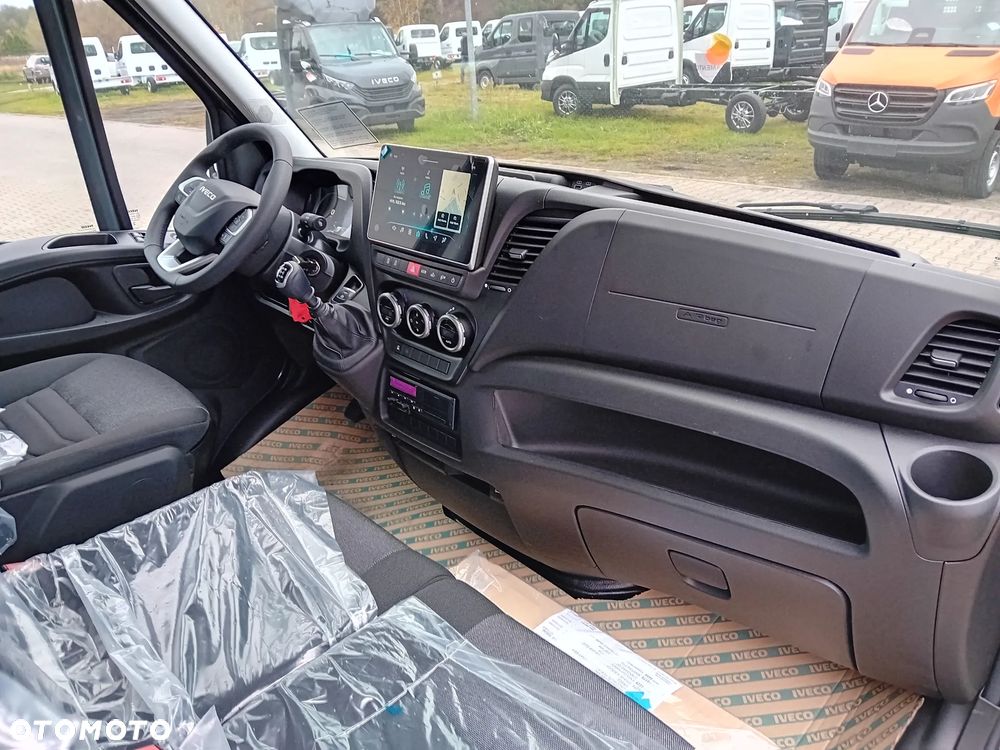 Iveco Daliy 50C18HZ podwozie 3.0 Diesel 180KM rozstaw osi 4750 mm dostępne "od ręki" - 10