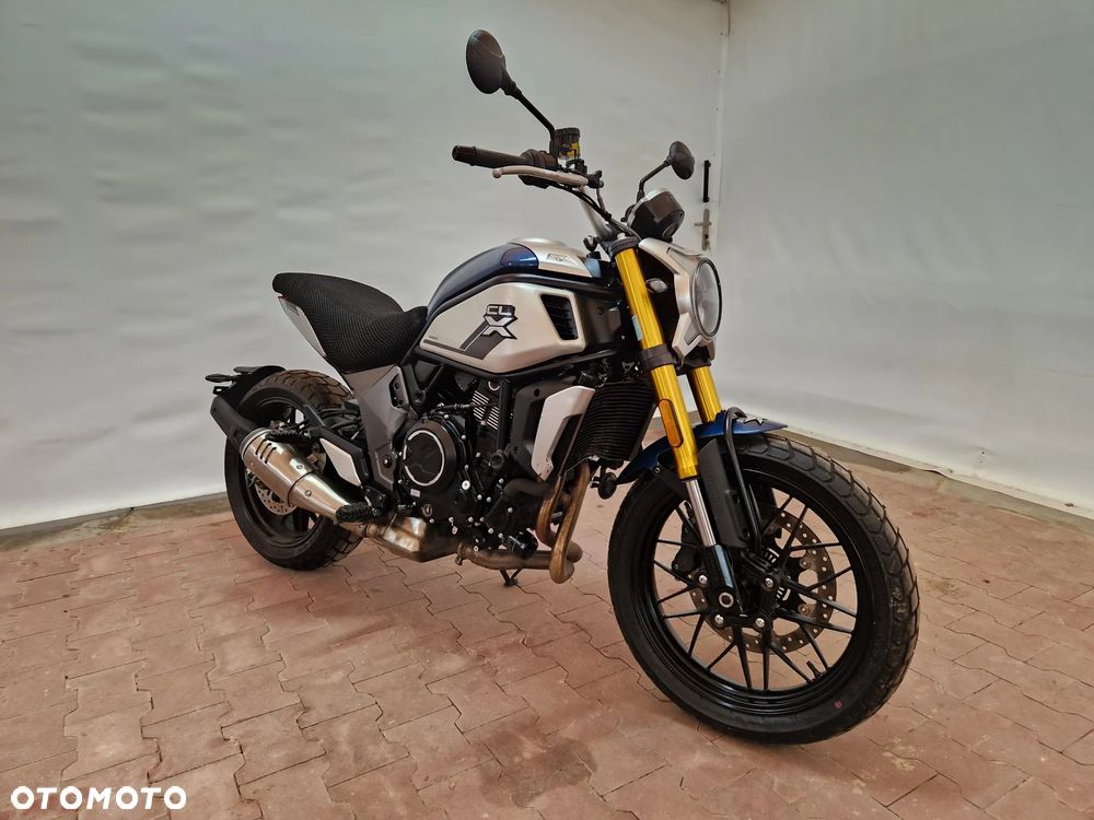 CFMoto CL-X - 1