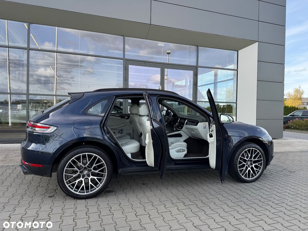 Porsche Macan Standard - 21